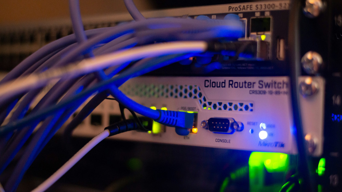 Network switches and wiring services for security camera systems and networking in Niagara